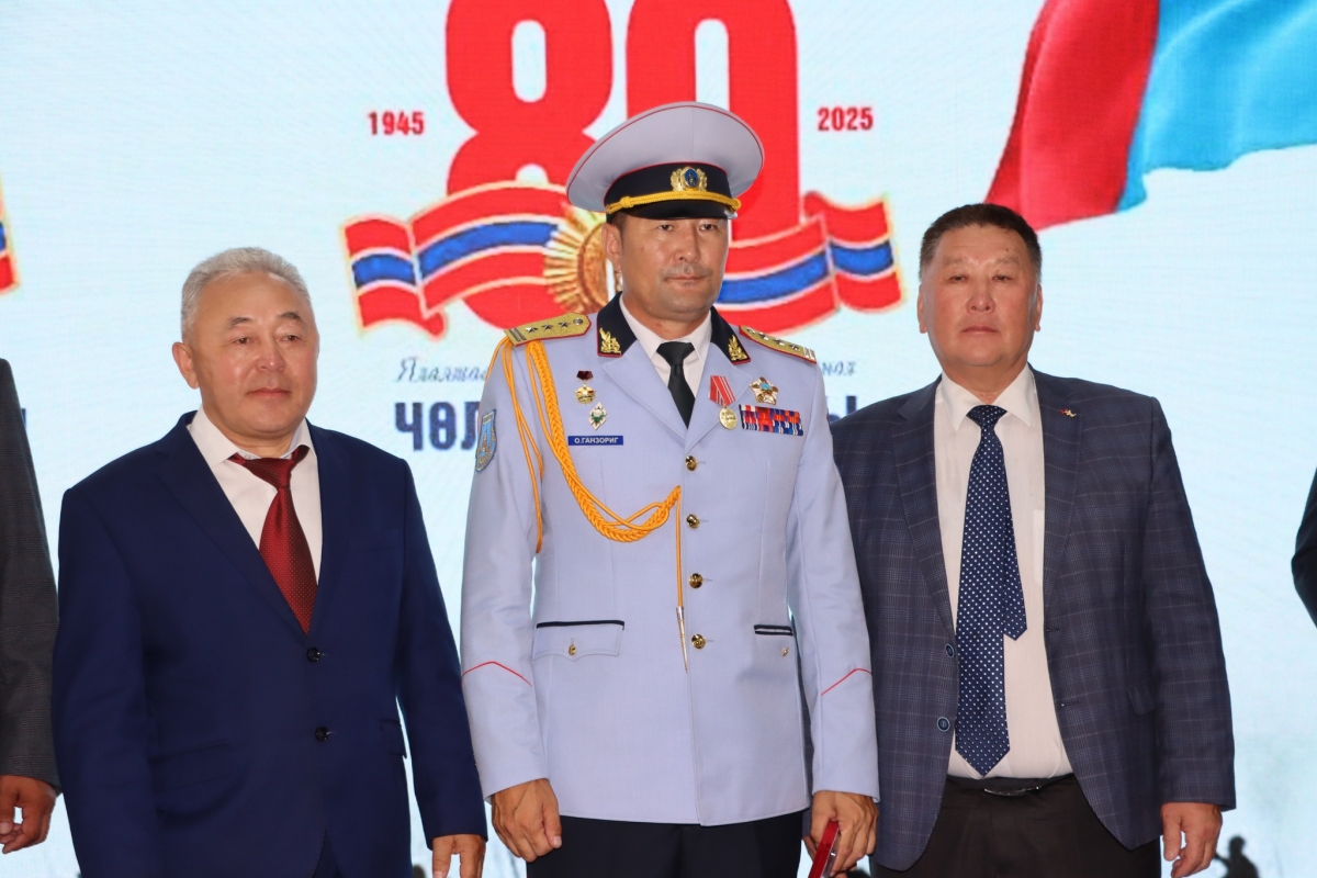 ЧӨЛӨӨЛӨХ ДАЙНЫ ЯЛАЛТЫН 80 ЖИЛИЙН ОЙН МЕДАЛЬ ГАРДУУЛЛАА